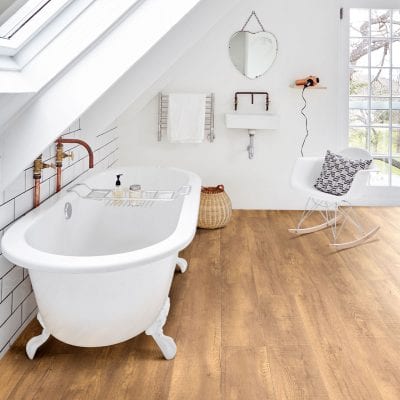 wood effect luxury vinyl floors in bathroom